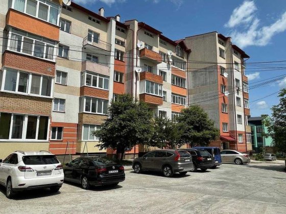 Продаж 2-рівневої квартири м. Винники Винники