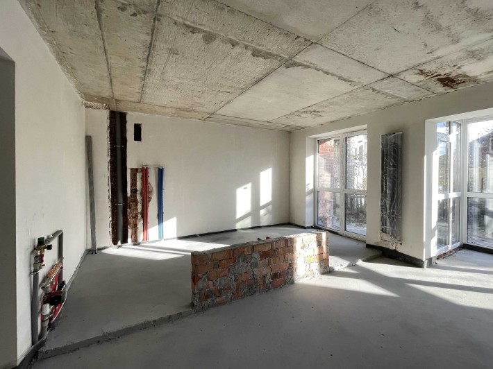 Квартира в Брюховичах. Студія. Тепла підлога. Розтермінування. - фото 1