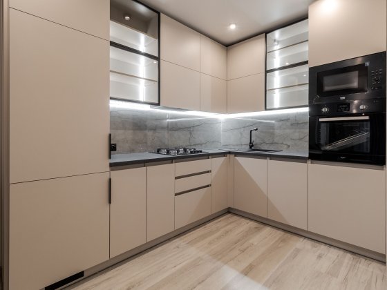 Продаж 1-кім. квартири 40 м.кв., в. Героїв Майдану Авалон Холідей Сокільники