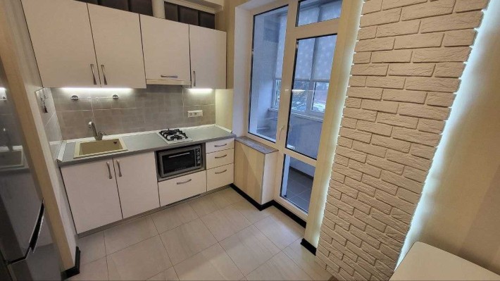 Продажа однокомнатной квартиры Академгородок Совиньон - фото 1