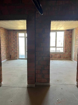 Просторная 2к возле моря в Кирпичном доме - фото 1