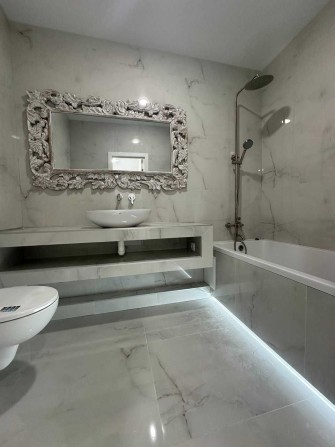 НОВАЯ, СОВРЕМЕННАЯ   2-комн. квартира в КАДОРР  на ул. Сахарова - фото 1