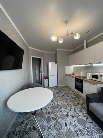 Квартира в ЖК Кадор! Ремонт, мебель, техника! Вид на море! - фото 1