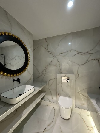 Продам 2- х ком с Авторским ремонтом в 59 -й Жемчужине - фото 1