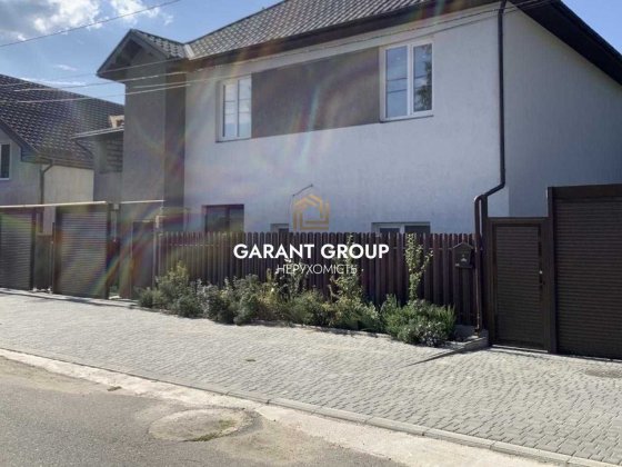 Супер пропозиція велика трикімнатна квартира з терасою біля моря Лески