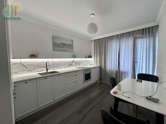 Продам 2 комн ЖК 59 Жемчужина! Сахарова! С ремонтом! Крижанівка