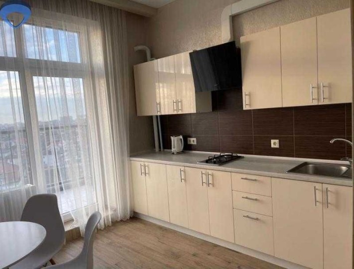 Стильная квартира рядом с морем - фото 1