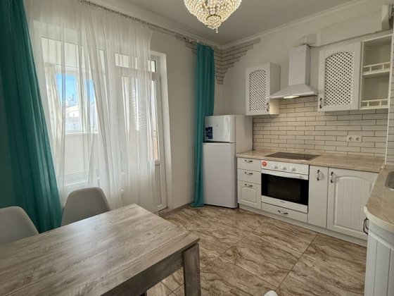 Радужный, генератор на дом, квартира 50м. Свободная. Быстрая сделка. Лиманка