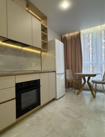 Продам квартиру в ЖК Акаарель 8 - фото 1