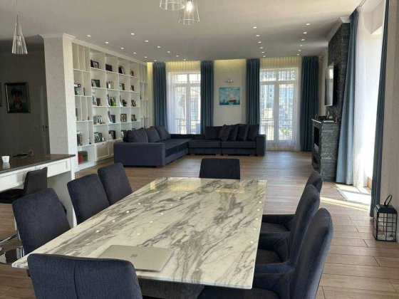 Продается пентхаус  с красивым видом на море ЖК Черноморская Ривьера. Фонтанка