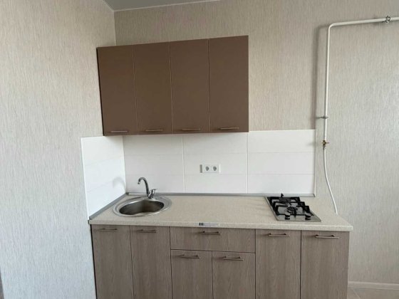 Продам 1 комнатную квартиру в новом сданном доме Авангард