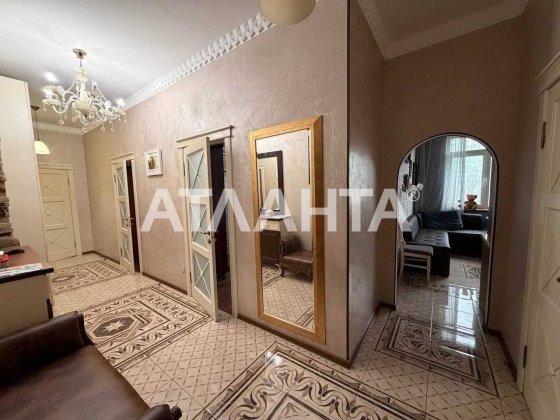 3 комнатная квартира ЖК 10 Жемчужина, мебель, техника Крыжановка