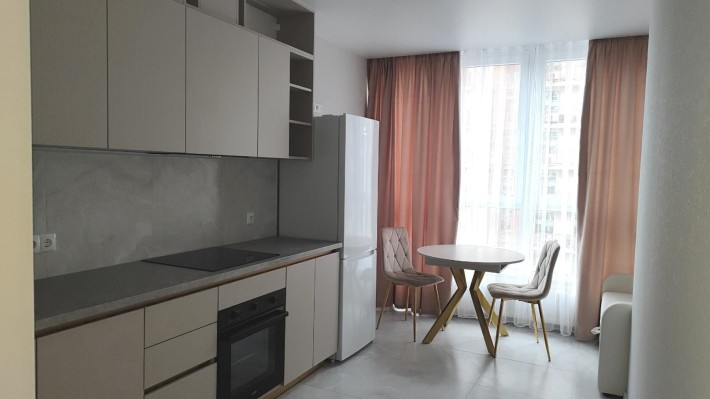 Продам 1-комн. квартиру с ремонтом и мебелью в ЖК Акварель-2 (262-063) - фото 1