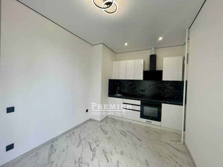 1 комнатная квартира 42 м2  Новый дом Ремонт р-н Таирова - фото 1