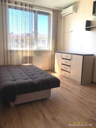 Продам однокомнатную квартиру ЖМ 7 Небо - фото 1