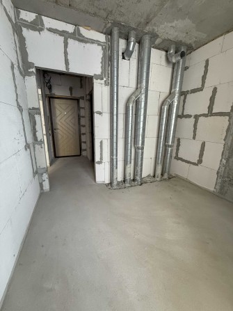 1-комнатная в ЖК Акварель 2. Дом сдан, средний этаж - переуступка - фото 1