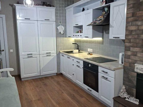 Двухкомнатная с ремонтом Радужный. Таирова. Двусторонняя. Лиманка