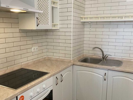 Однокомнатная квартира в новом доме. Ремонт. Укомплектованная. Лиманка