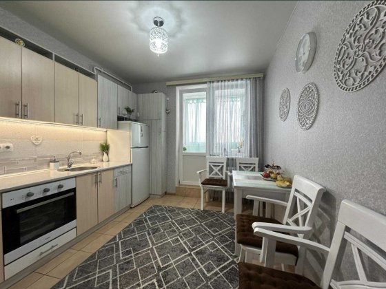 Продам двухкомнатную квартиру, жк 7 небо Авангард