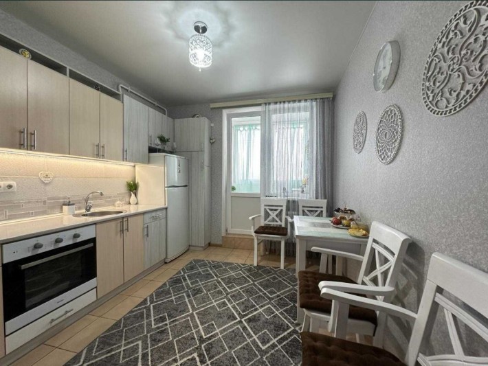 Продам двухкомнатную квартиру, жк 7 небо - фото 1