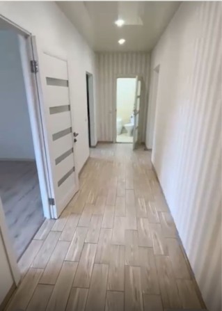 Продам свою квартиру+кладовка ЖК Озерки,с.Новая Долина, 54кв.м, 26000$ - фото 1