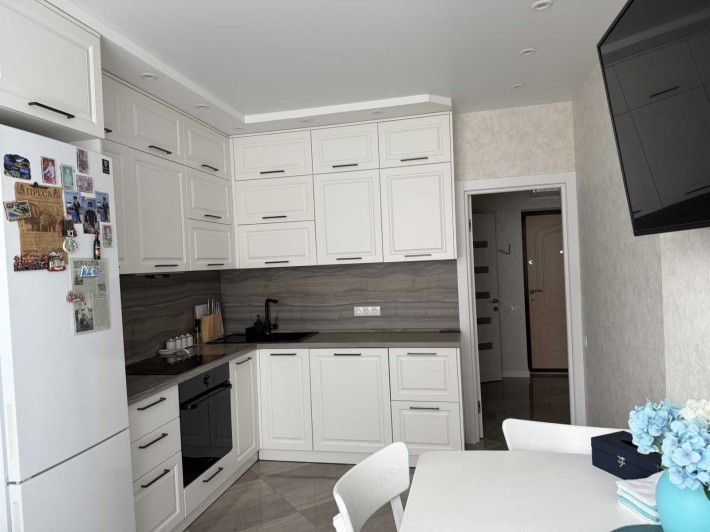 Акварель-2, 2 ком.квартира ремонт 65 тыс.у е Торг - фото 1