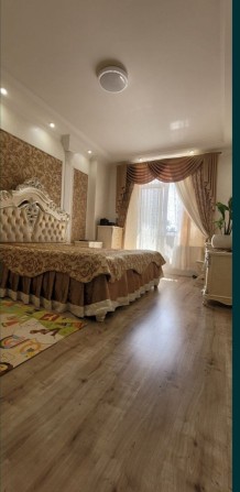 3 Жемчужина /Таирово, Шикарная 2-х комнатная квартира 80 кв. 2 санузла - фото 1