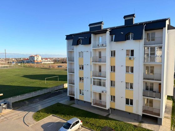 Продам 2 комнатную квартиру в Молодёжном в ЖК Новосёл Молодіжне