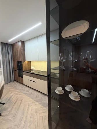 2 комн. квартира 49 Жемчужина Кадорр Таирова . Мебель, техника - фото 1