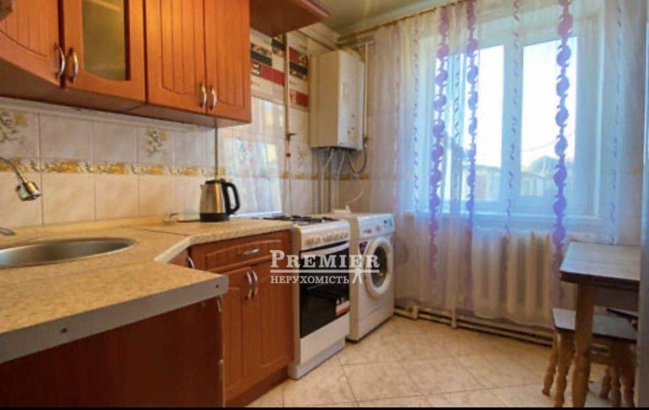 У продажу 3 кімн. квартира в с. Великий Дальник. - фото 1