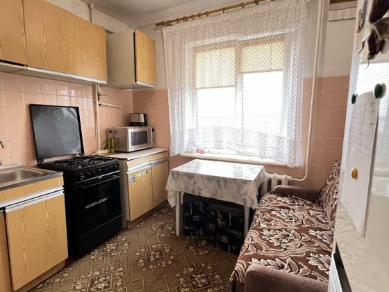 Продам 1-но кімнатну квартру Обаров