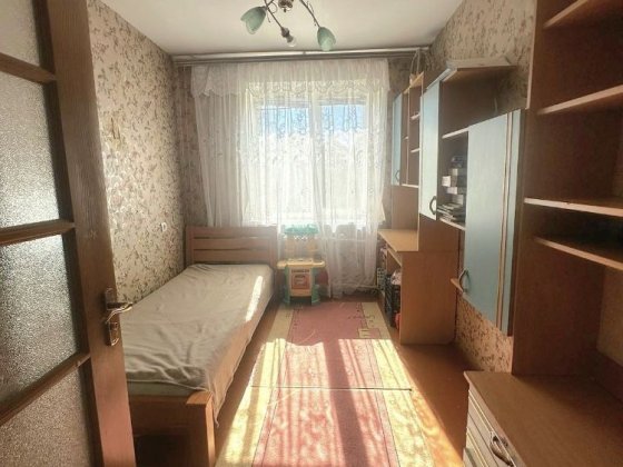 Продаж двокімнатної квартири Обаров
