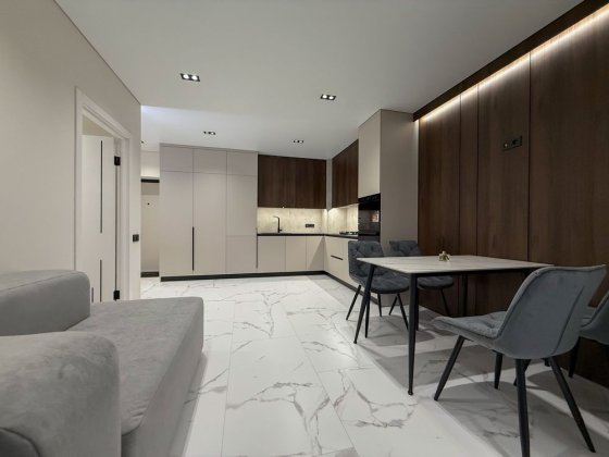 Продам сучасну 1к квартиру в класному районі! Бармаки