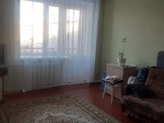 Продам 3-кімнатну квартиру + Дача +місце під гараж Путивль