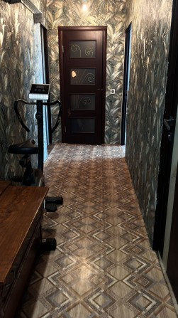 Продам 3-ёх комнатную квартиру - фото 1