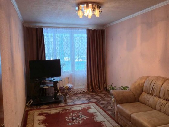 Продам 3комн. с индивидуальным отоплением г.Златополь, Харьков обл Златопиль