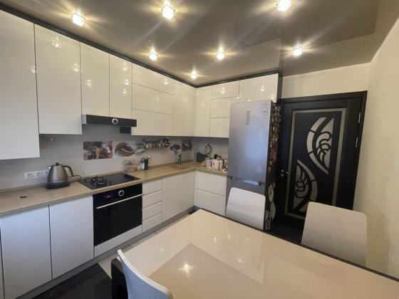 Продам в Покотиловке квартиру Покотиловка