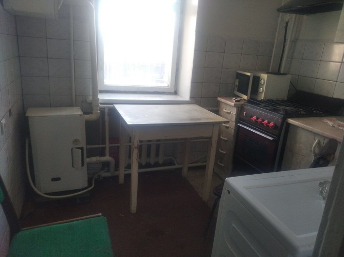 Продам однокімнатну квартиру на 1 поверсі - фото 1