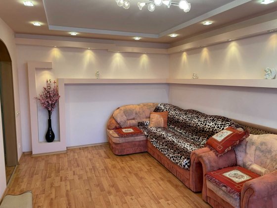 Продається 3-х кімнатна  квартира м. Бахмач Бахмач