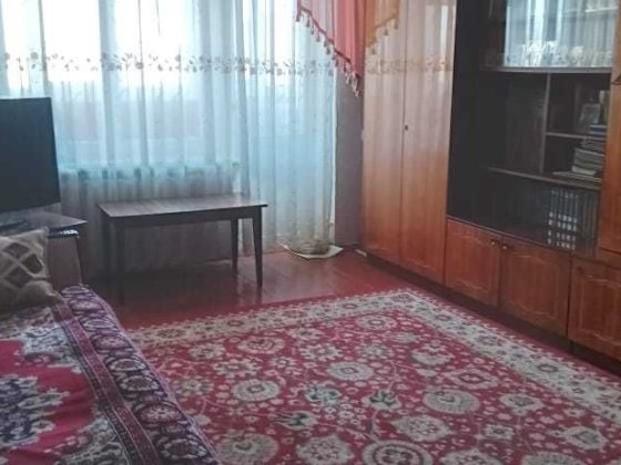 Продаю квартиру, 4-кімнатна, м. Корюківка, Чернігівська область Корюковка