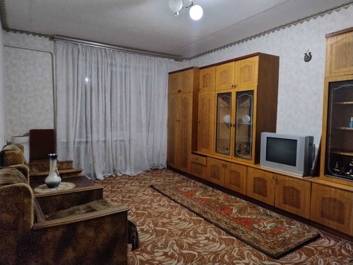 Продаж 3 кімн. квартири з автономним опаленням, смт.Куликівка - фото 1