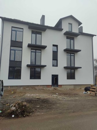 3-кімнатна квартира в будинку. 650у.о./м². - фото 1