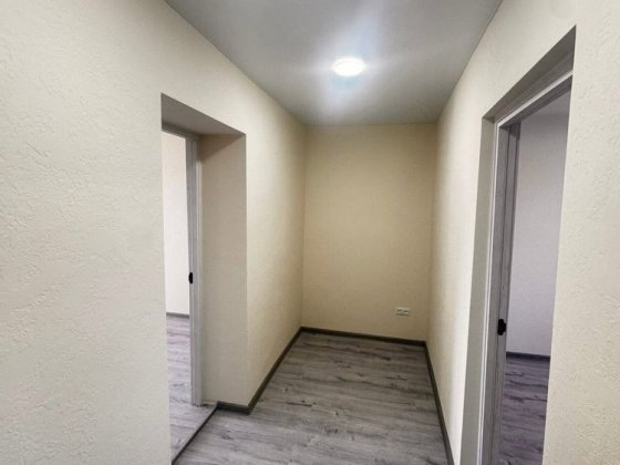 Продається 2 км квартира з євроремонтом Кельменці