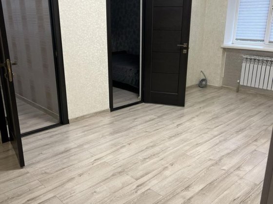 Продам квартиру з ремонтом Любомль