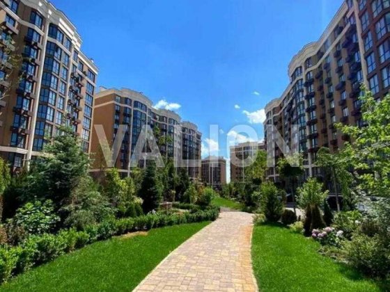 Без% Продаж 3-к. кв., ЖК "Софія Резиденс". Під ремонт, право власності Вишневое