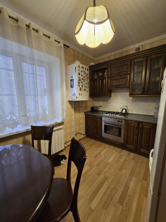 3-х кімнатна квартира з АВТОНОМНИМ опаленням в будинку  2005року - фото 1