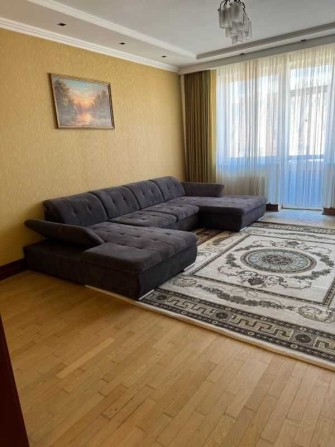 Преміальна квартира в історичному центрі з виглядом на Стометрівку - фото 1