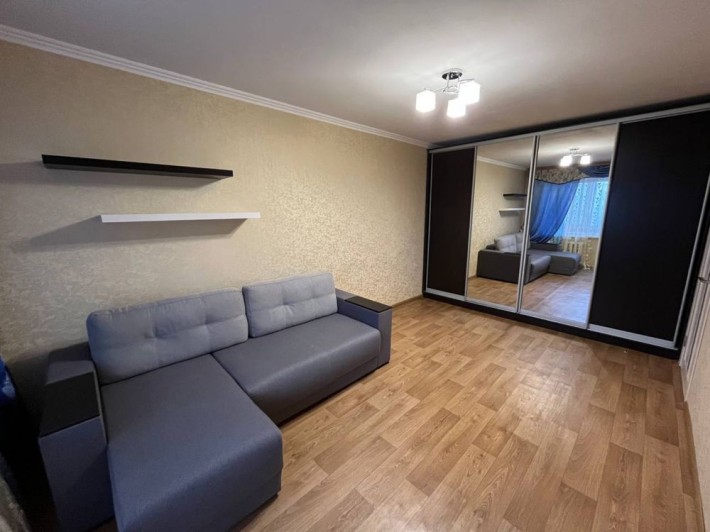 Продаж 1-но кімнатної на Критому ринку - фото 1