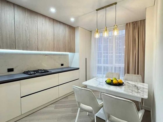 Стильна двокімнатна з балконом в сучасному ЖК Family Plaza Івано-Франківськ