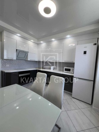 Продаж стильної 2-х кім квартири з ремонтом, СЕРТИФІКАТ -ТАК - фото 1